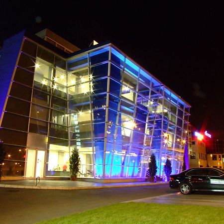 Hotel Metropolitan By Belgrade Arena Exterior foto